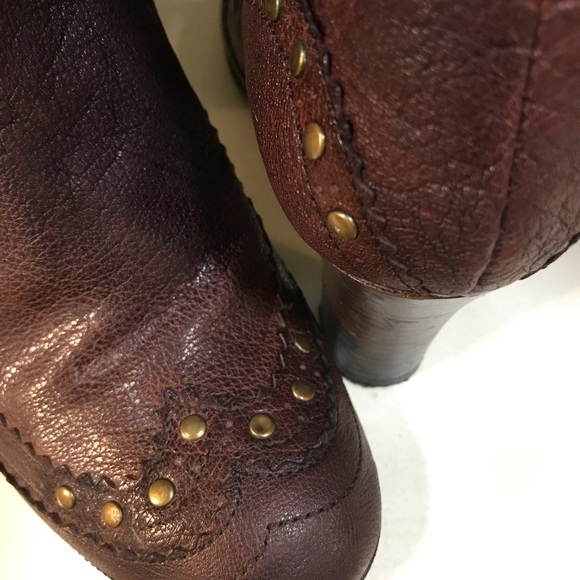 STUDDED and Textured Italian Leather Boots Size 39 - Picture 1 of 11